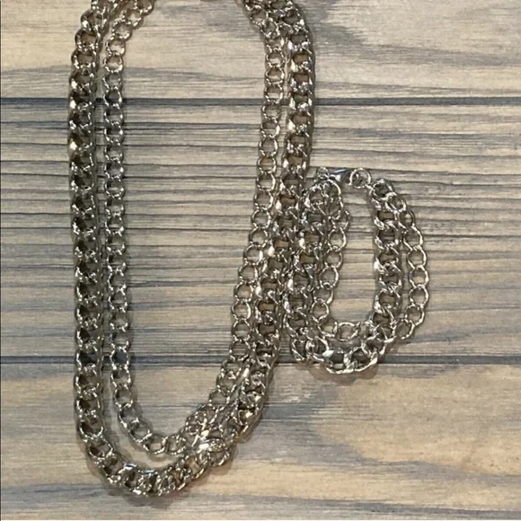 Stella & Dot | Versatile Timeless Elegance⚔️SILVER LUXE Curb Chains Reti… - Picture 12 of 13